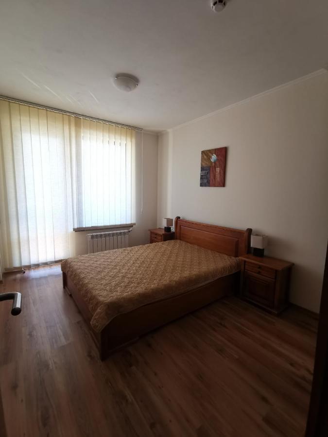 Sunny Home By The Lift In Bansko Exterior photo