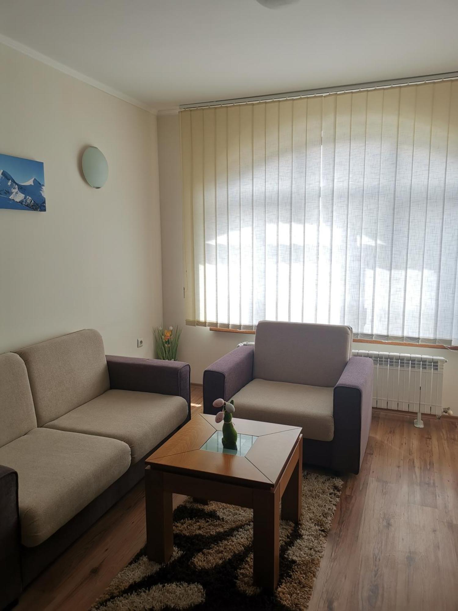 Sunny Home By The Lift In Bansko Room photo